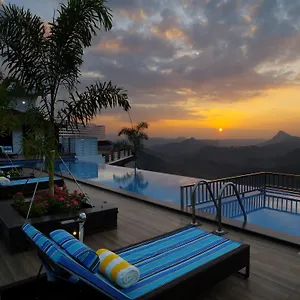 5* מלון The Panoramic Getaway